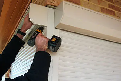 Reparacion y Mantenimiento de cortinas de enrollar y cortinas Roller