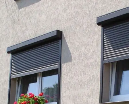 Instalamos cortinas sin albañileria en el dia